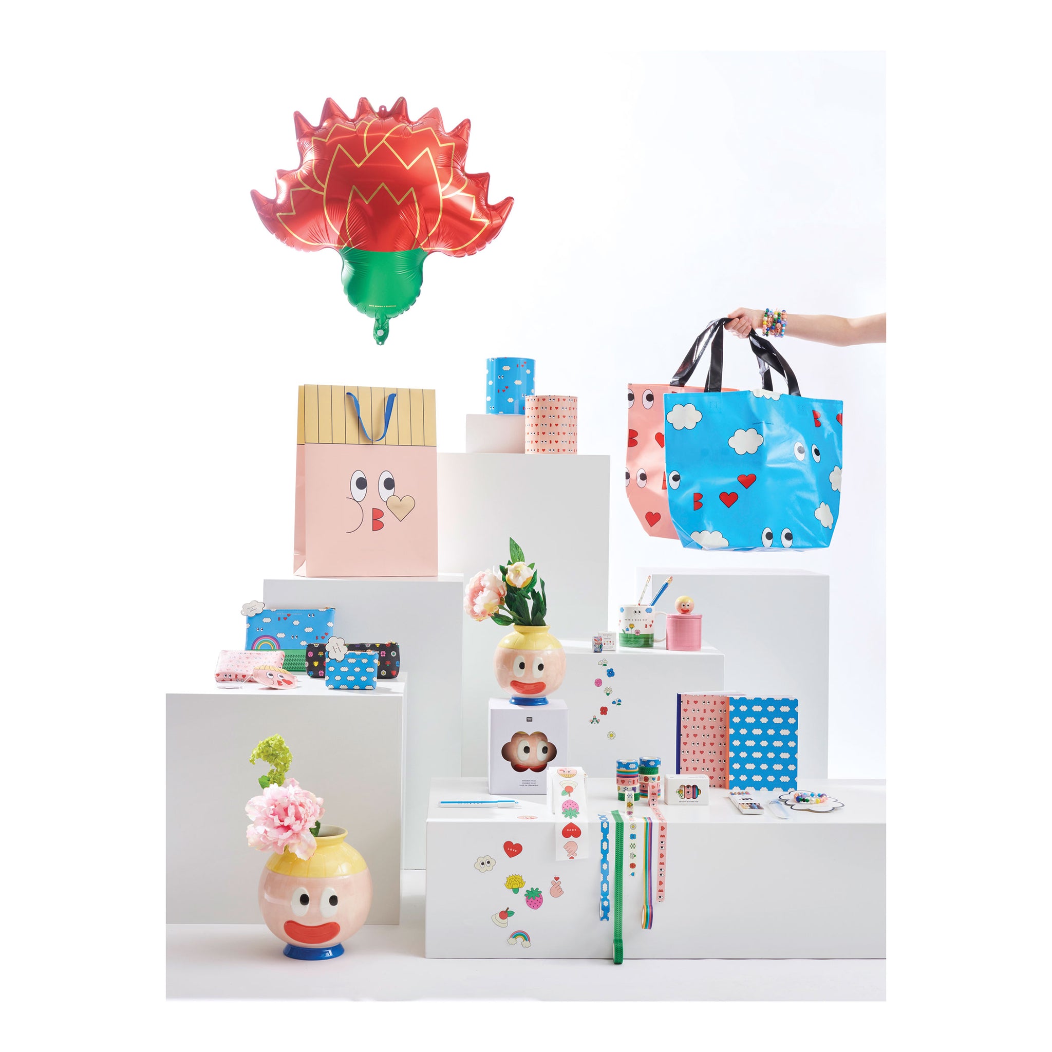 #0584 rico design casket blondie